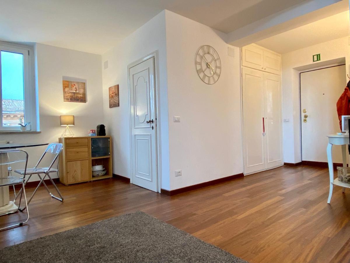 Apartamento Il Palazzetto Di Via Della Frezza Roma Exterior foto